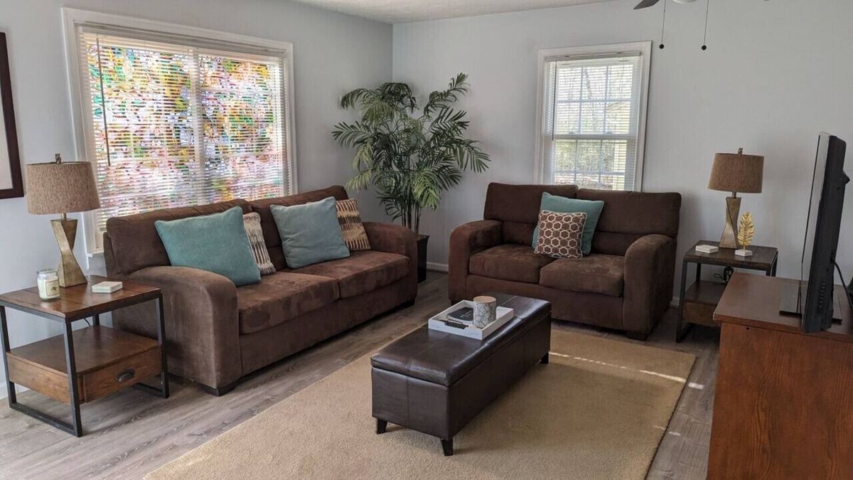 Buena Vista House | Stylish 3-Bedroom Home in the Countryside