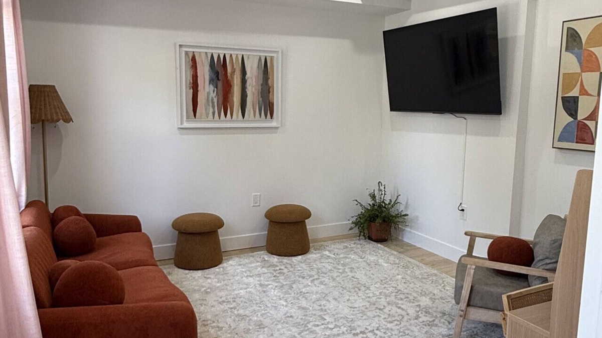 Montclair Apartment | Stylish 3BR Duplex in Montclair | Sleeps 6 | Near NYC Transit