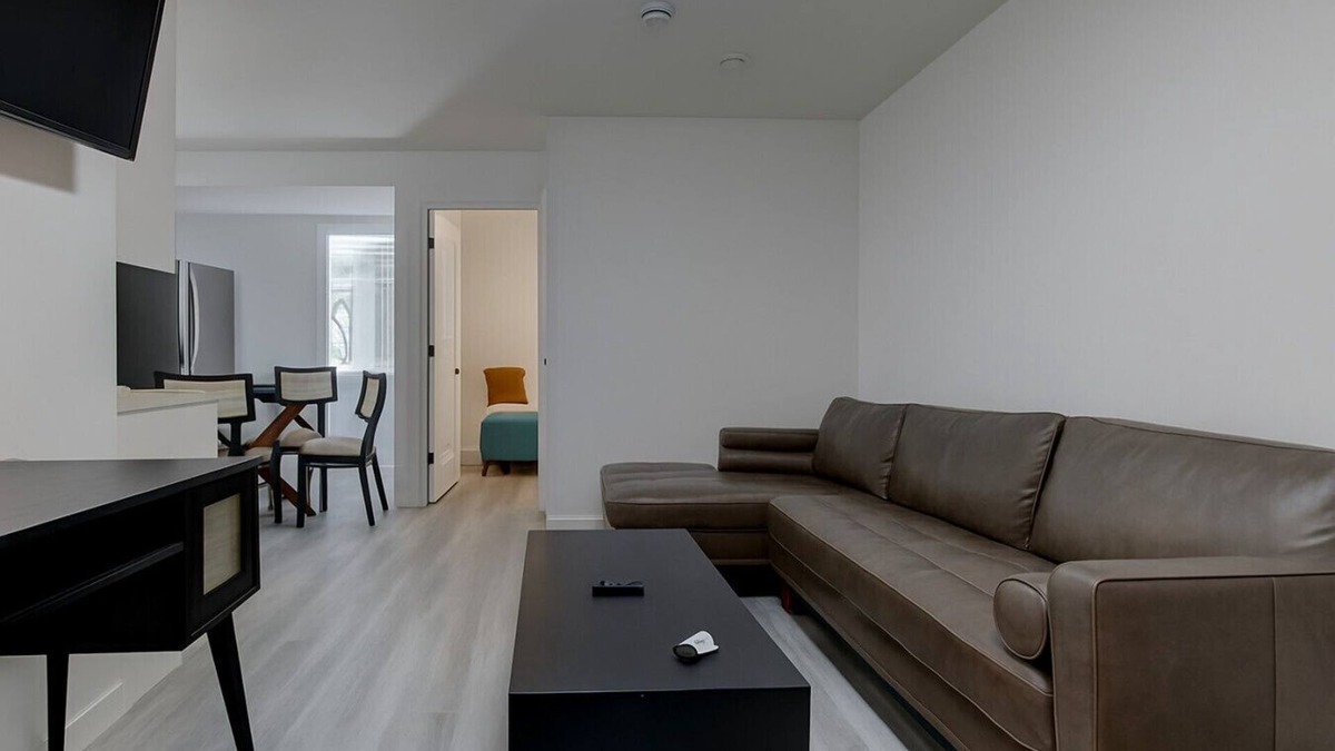 Sainte-Marie Apartment | Stylish 3BR in the heart of Downtown Montreal