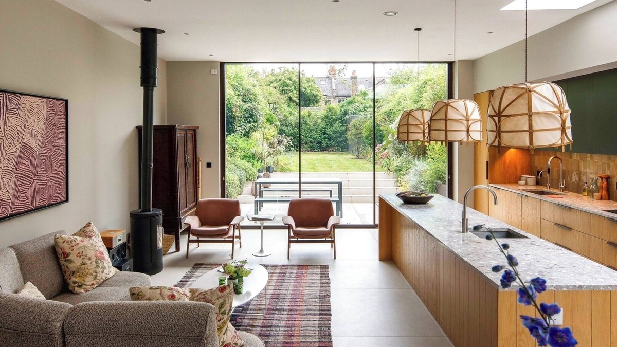 St. Helen's House | Stylish 4-Bedroom Home Near Notting Hill