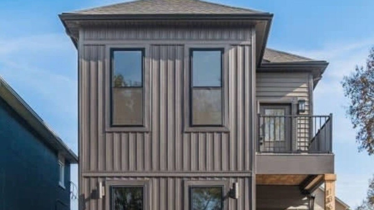 Merion Village House | Stylish 4BR in Merion Village PD