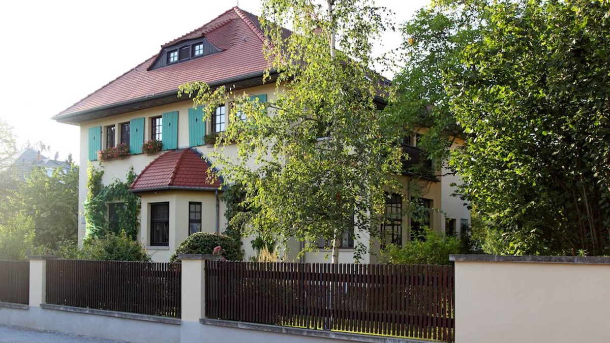 Serkowitz Apartment | Stylish 5 * apartment in the musicians quarter on 110sqm