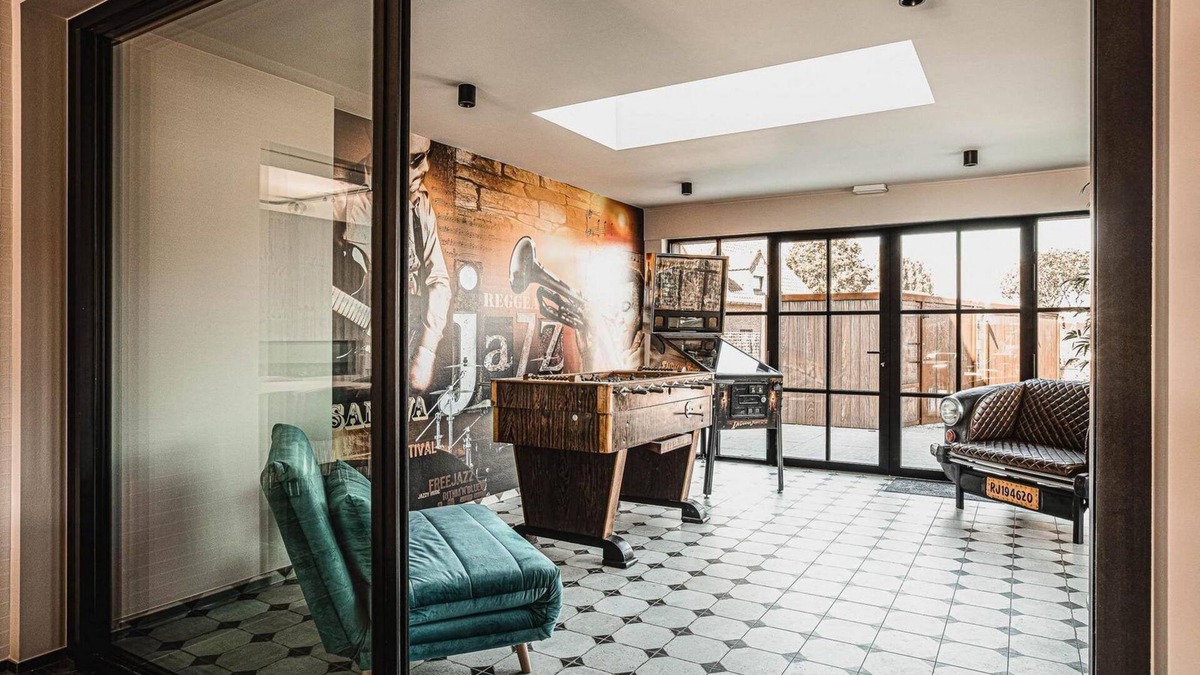 Jabbeke House | Stylish 8-person wellness villa ideally located between Bruges and the Belgian coast