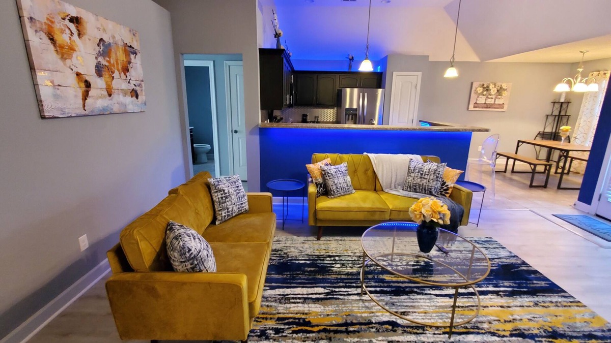 DeSoto County House | Stylish and Cozy home in Walls, Ms
