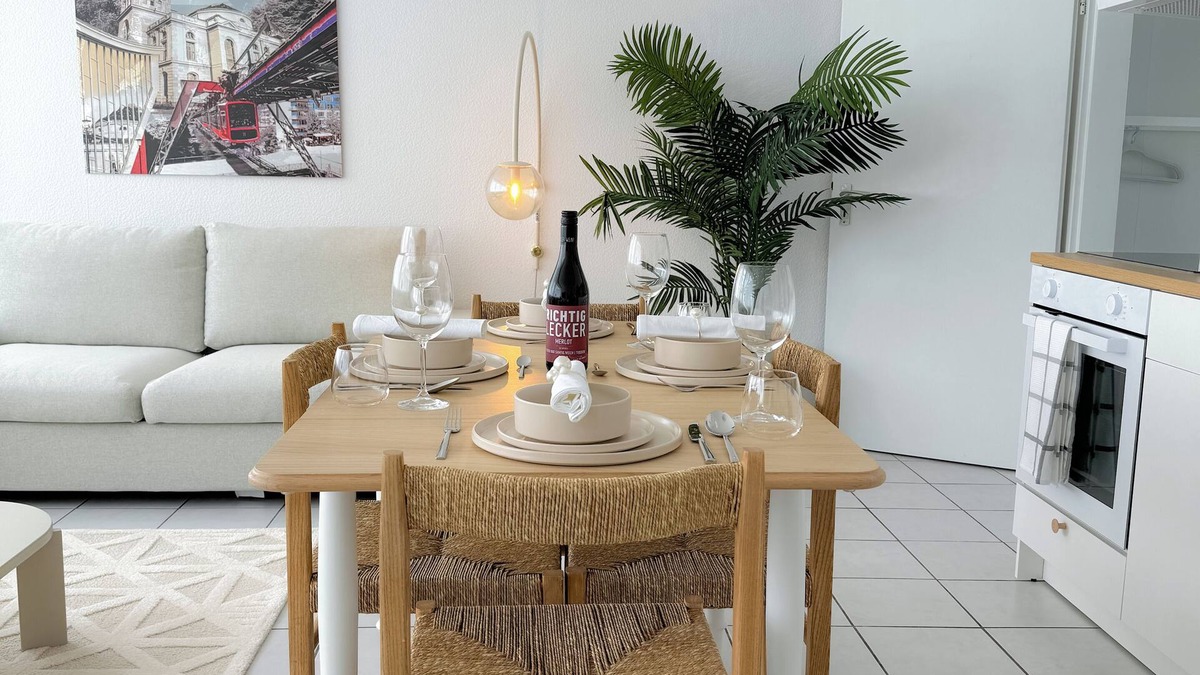 Elberfeld-Mitte Apartment | Stylish and Modern 2-Room Apartment in Wuppertal City Center