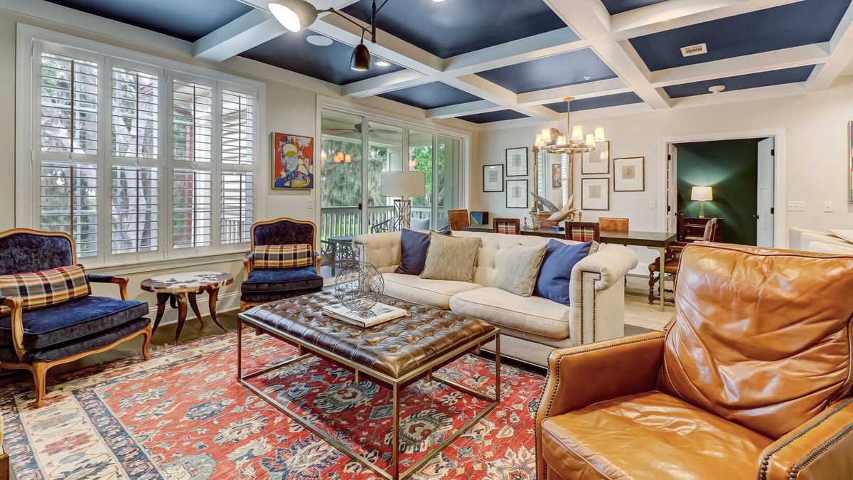 Epworth Acres Apartment | Stylish and Serene Island Villa with Stunning Views