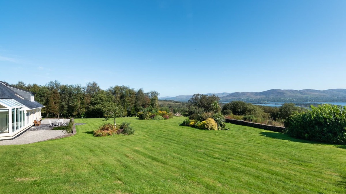 Templenoe House | Stylish and spacious home with sea & mountain views