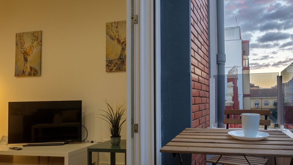Jesus Apartment | Stylish Apartment With Balcony
