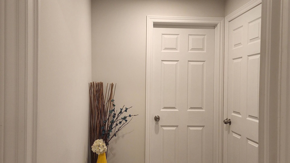 Roncesvalles Village Apartment | Stylish Apartment fully furnish