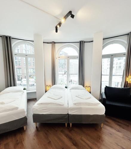Neustadt Apartment | Stylish Apartment near Binnenalster for up to 8 Guests