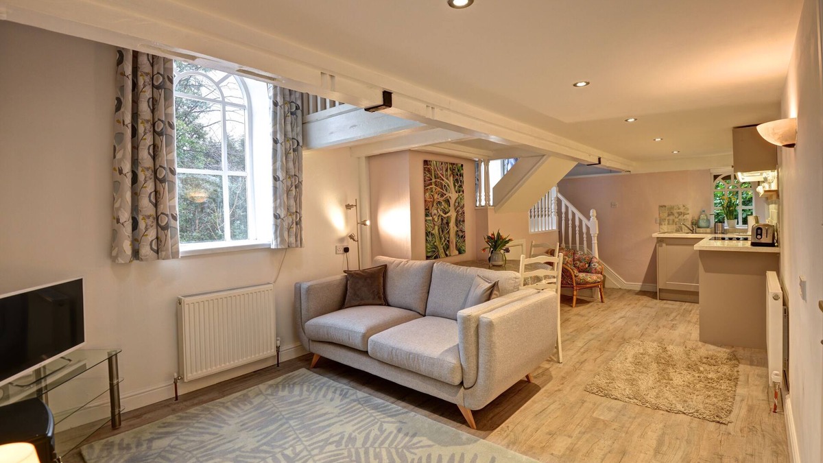 Grosmont Apartment | Stylish apartment that combines contemporary chic with character and comfort