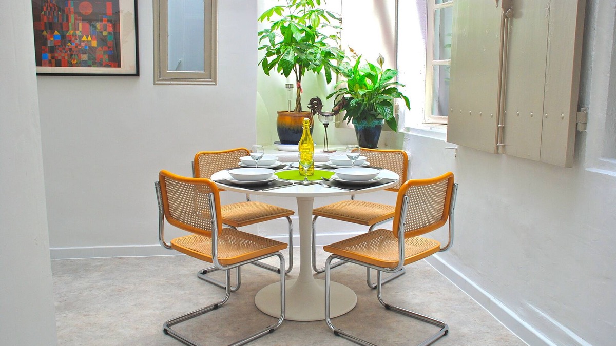 Bastide Saint-Louis Apartment | Stylish Apartment with Roof Terrace