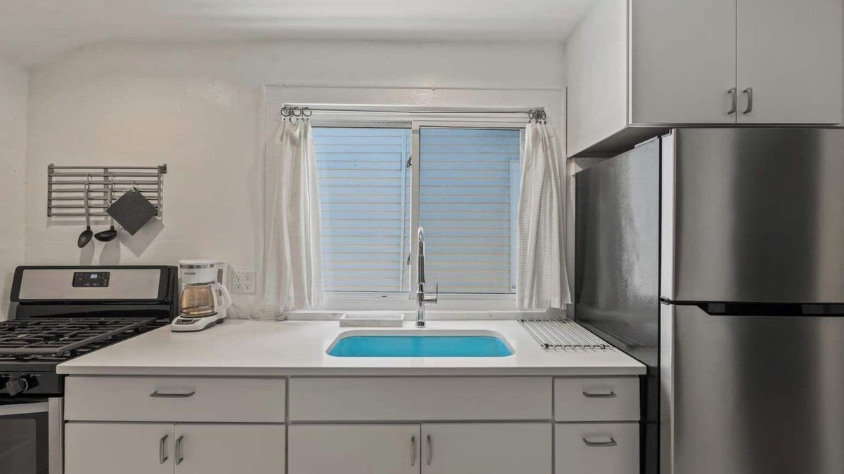 Fifth Ward Apartment | Stylish Apt in Walker's Point