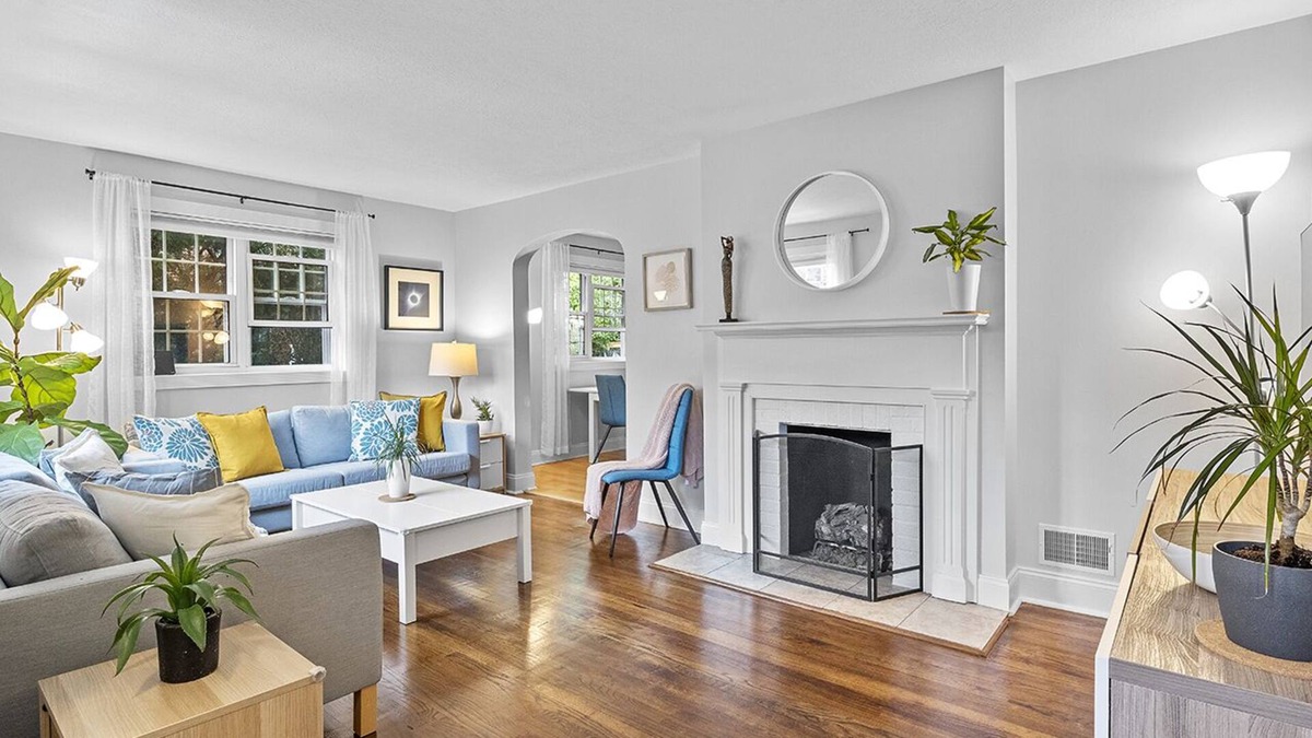 Mount Lebanon House | Stylish ♥ Baby Friendly ♥ 15min to DT PGH ♥ Great Yard