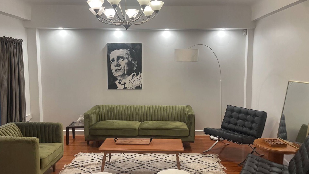 Hamilton Apartment | Stylish CBD apartment with stunning river views