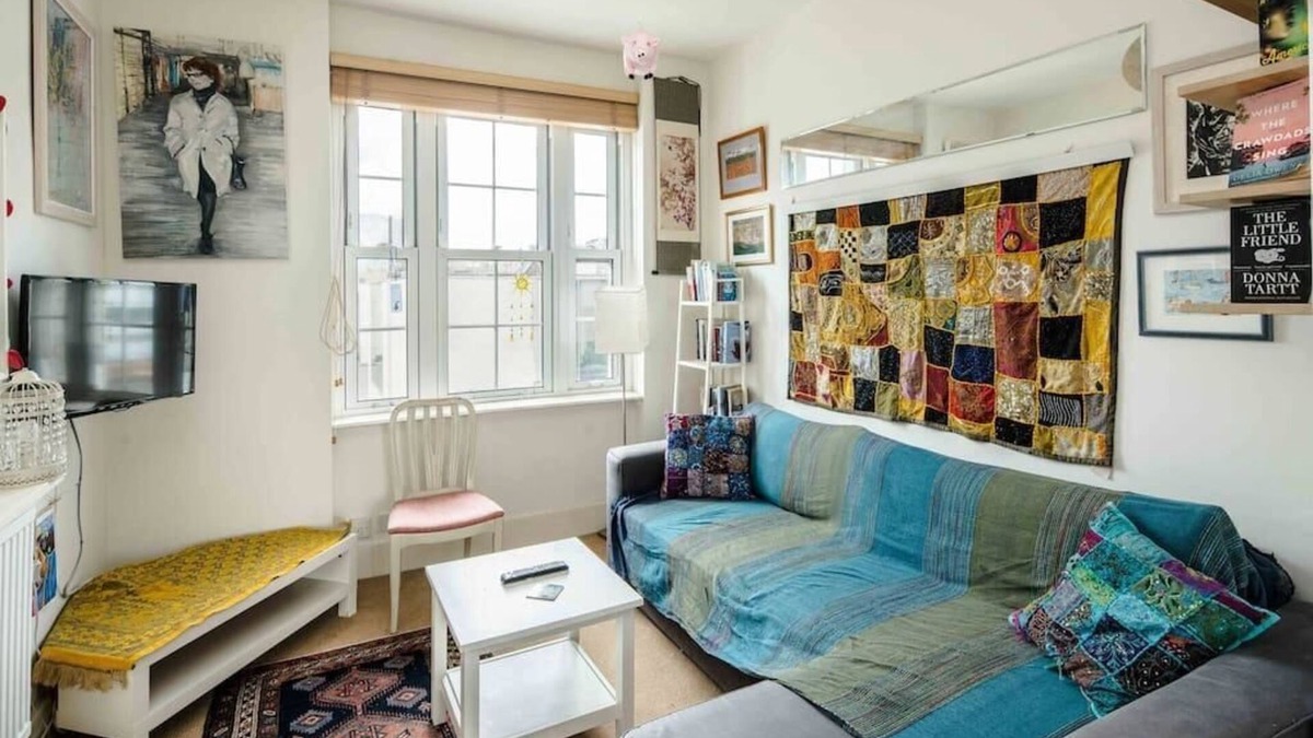 Riverside Apartment | Stylish Central London Flat Near Tower Bridge