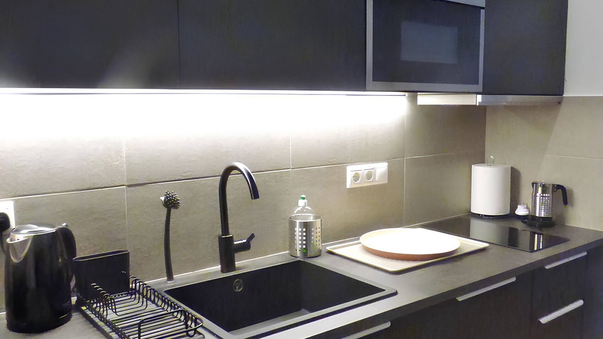 Nea Chalkidona Apartment | Stylish city studio by MPS