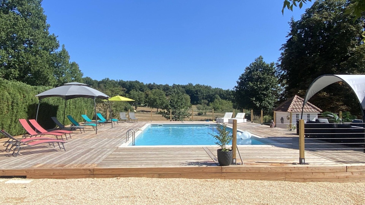 Coulaures House | Stylish complex - perfect for friends and families gatherings of up-to 24