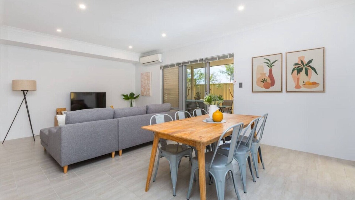 Beeliar House | Stylish cottage - escape the hustle & bustle!