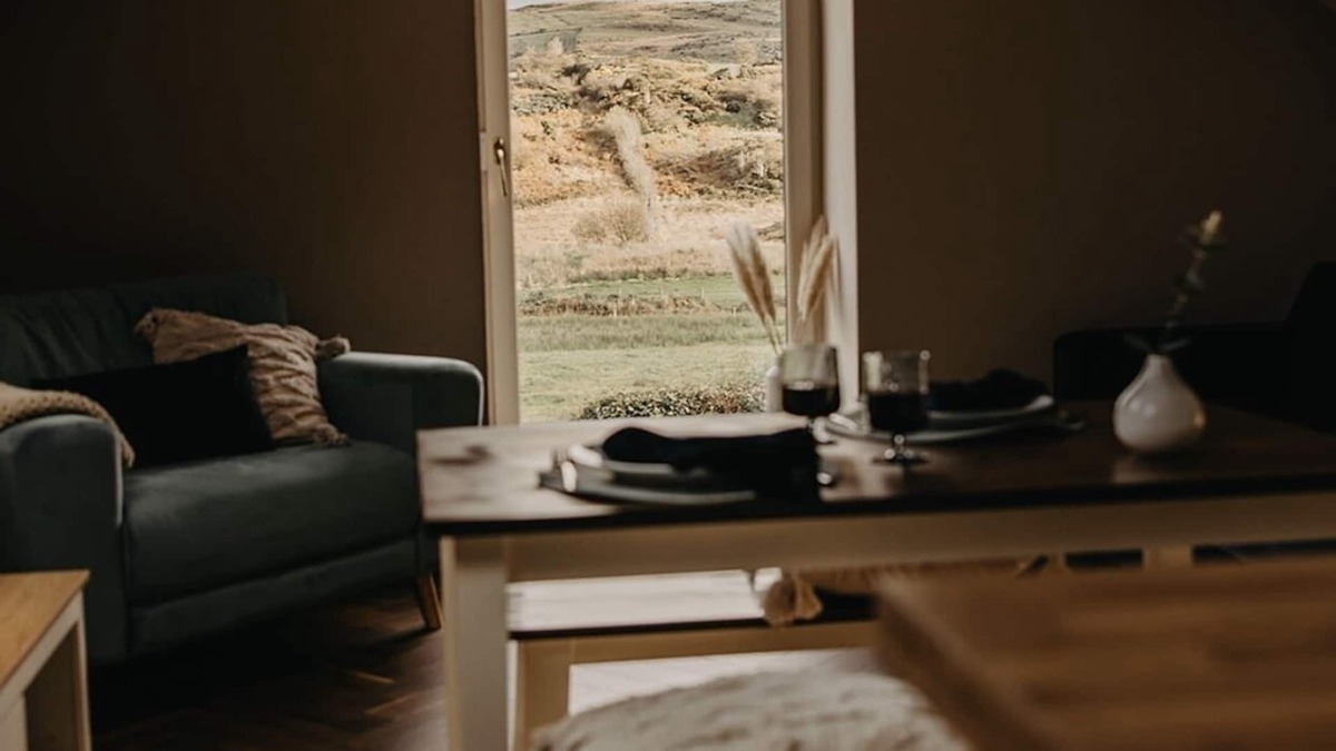 Dromore Cottage | Stylish Cottage with hot tub and gorgeous views