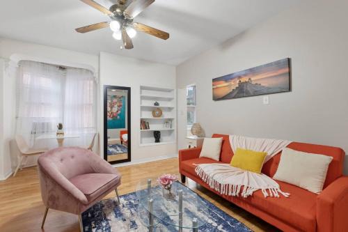 Gayborhood Apartment | Stylish Deluxe City Flat