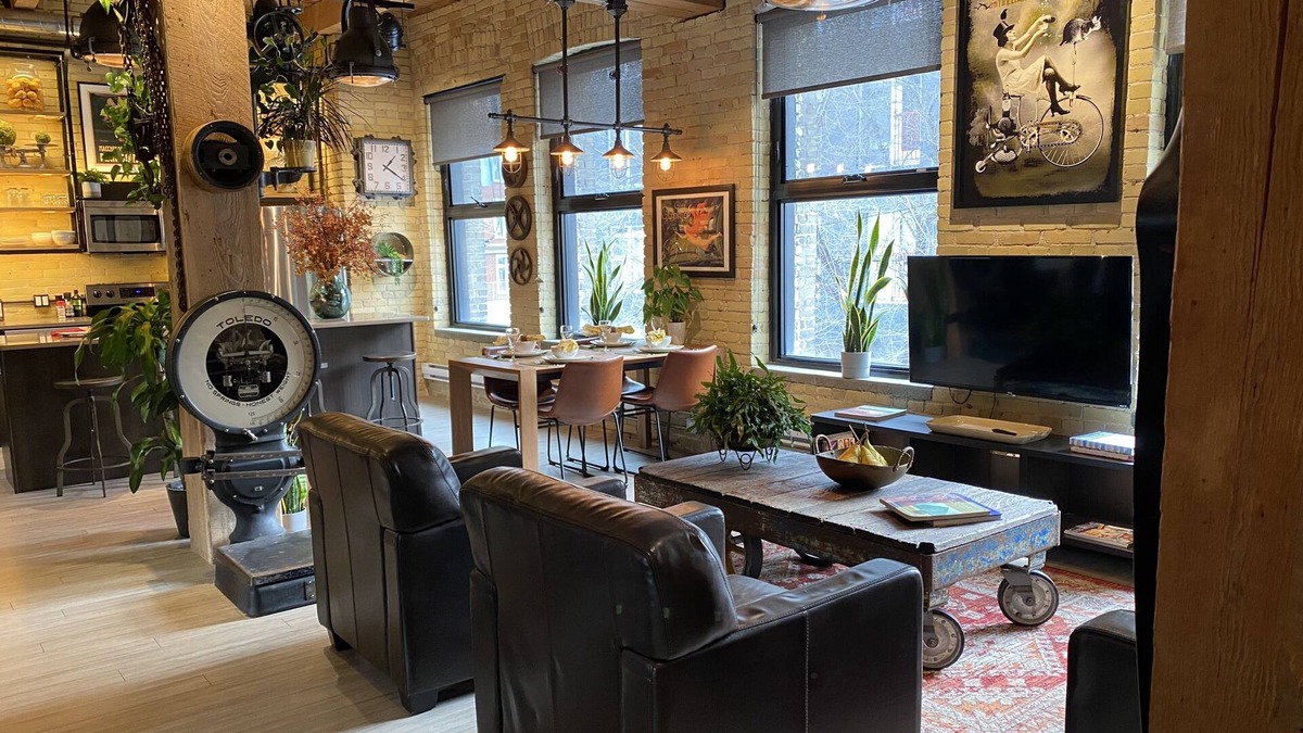 Exchange District Condo | Stylish Designer Loft, Historic Exchange District, Exposed Brick & High Ceilings
