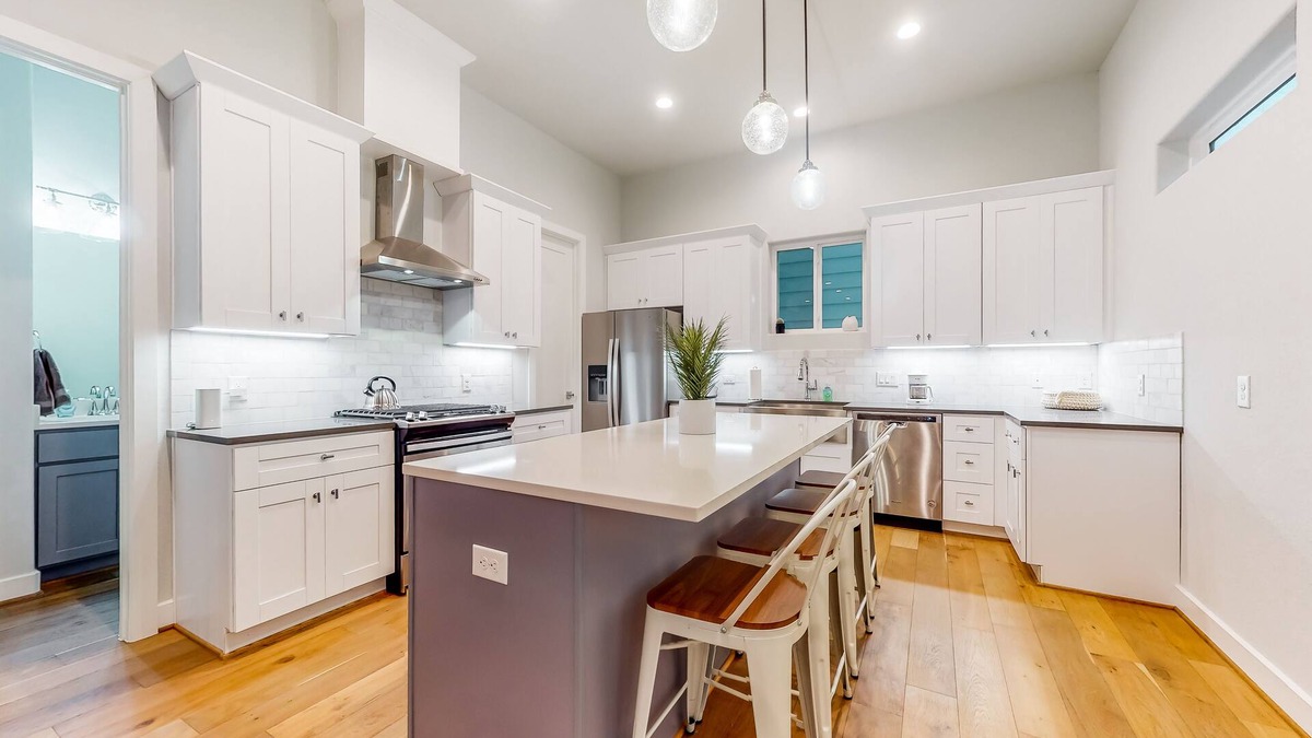 Shady Acres House | Stylish, dog-friendly getaway with WiFi, central AC, & a washer/dryer