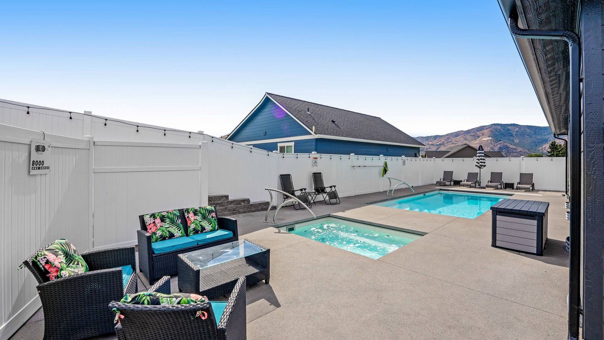 Manson House | Stylish, Dog-Friendly Home w/a Private Pool, Hot Tub, Free WiFi, & Central AC