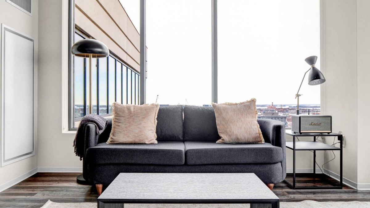 Theatre District Apartment | Stylish Downtown 1BR w/Luxury Amenities and Rooftop Views by Blueground