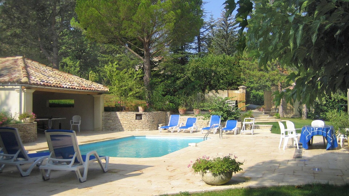 Cereste House | Stylish family home with piano and private pool