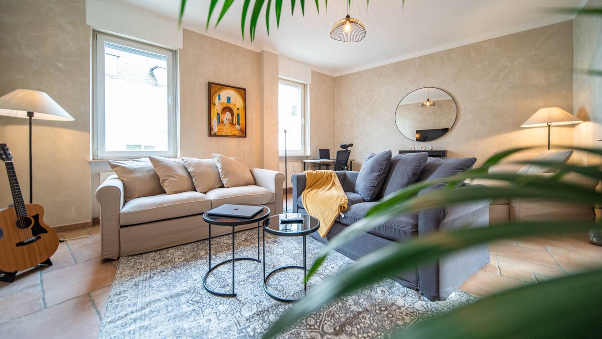 Neuendorf Apartment | Stylish Family-Sized Apartment by the Rhine River