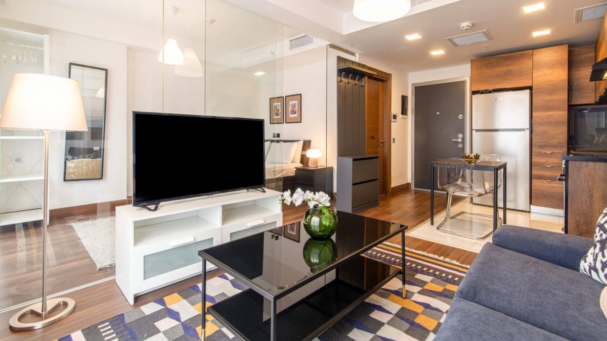 Bomonti Apartment | Stylish Flat with Central Location in Sisli