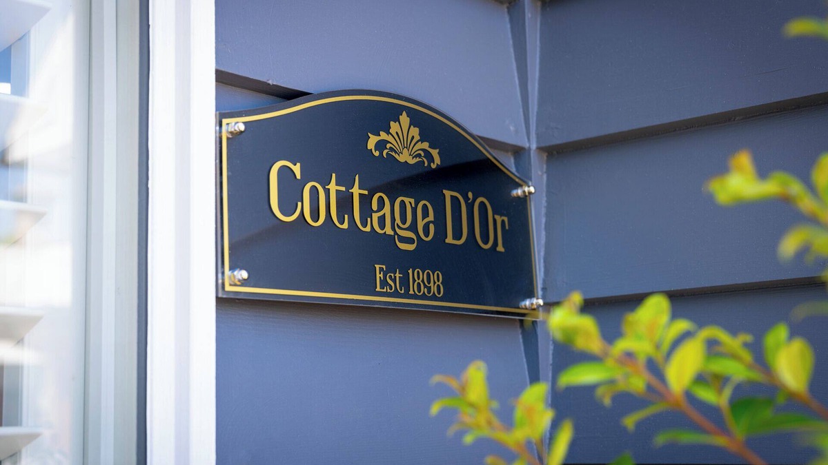 Golden Point Cottage | Stylish French-themed cottage, perfect for a relaxing getaway, Centrally Located