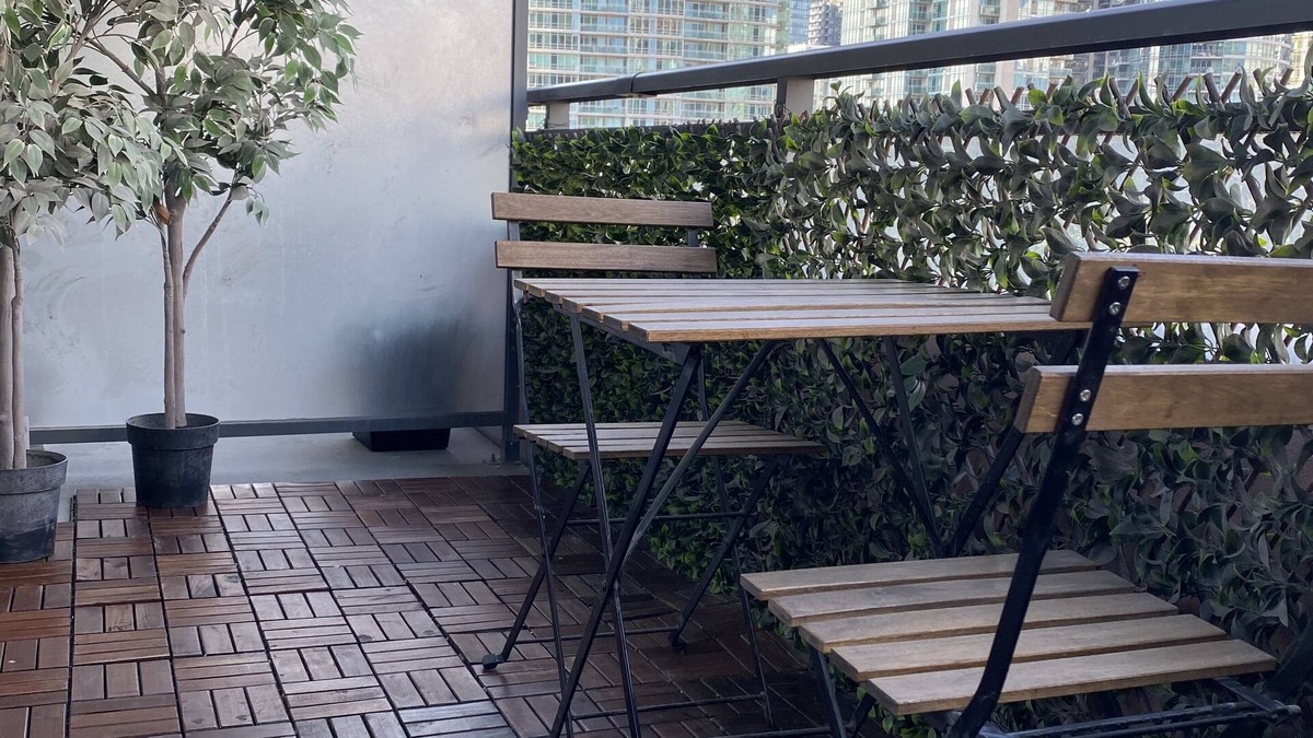 CityPlace Condo | Stylish Fully Furnished 1 Bedroom Condo close to CN Tower