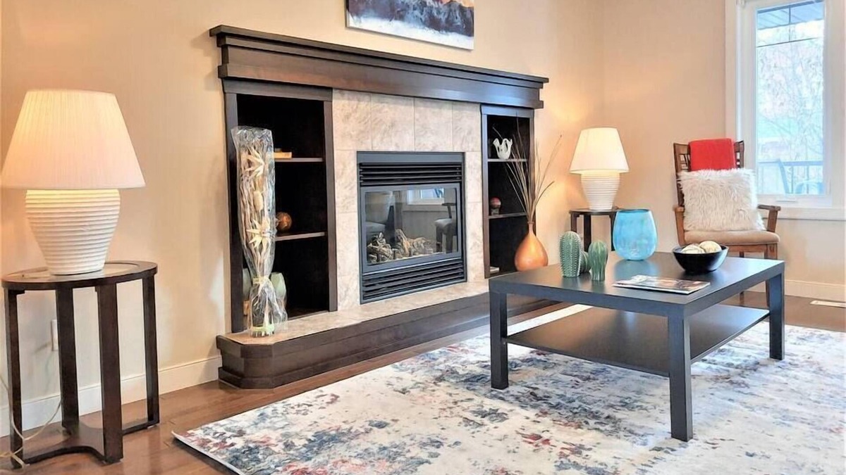 Silverado House | Stylish Getaway by Spruce Meadows