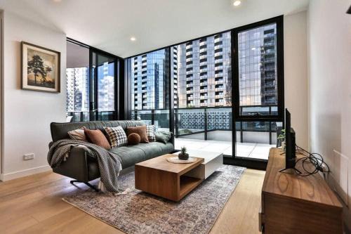 Box Hill Apartment | Stylish Getaway in Box Hill