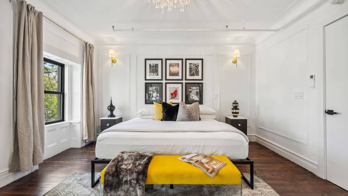 Hamilton Heights Hotel | Stylish Group Retreat –Sleeps 16