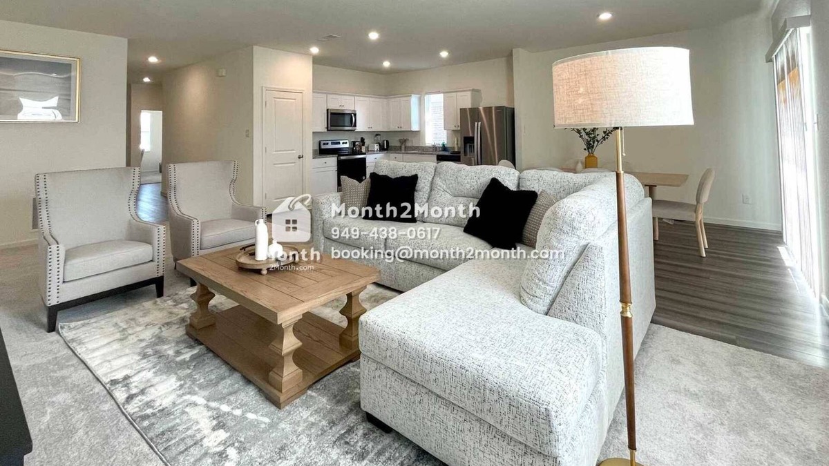 Edgecliff Village House | Stylish Haven on Glen Crossing Rd #42036