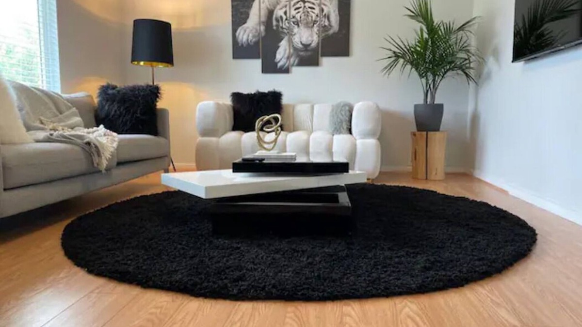 Guildford House | Stylish Home