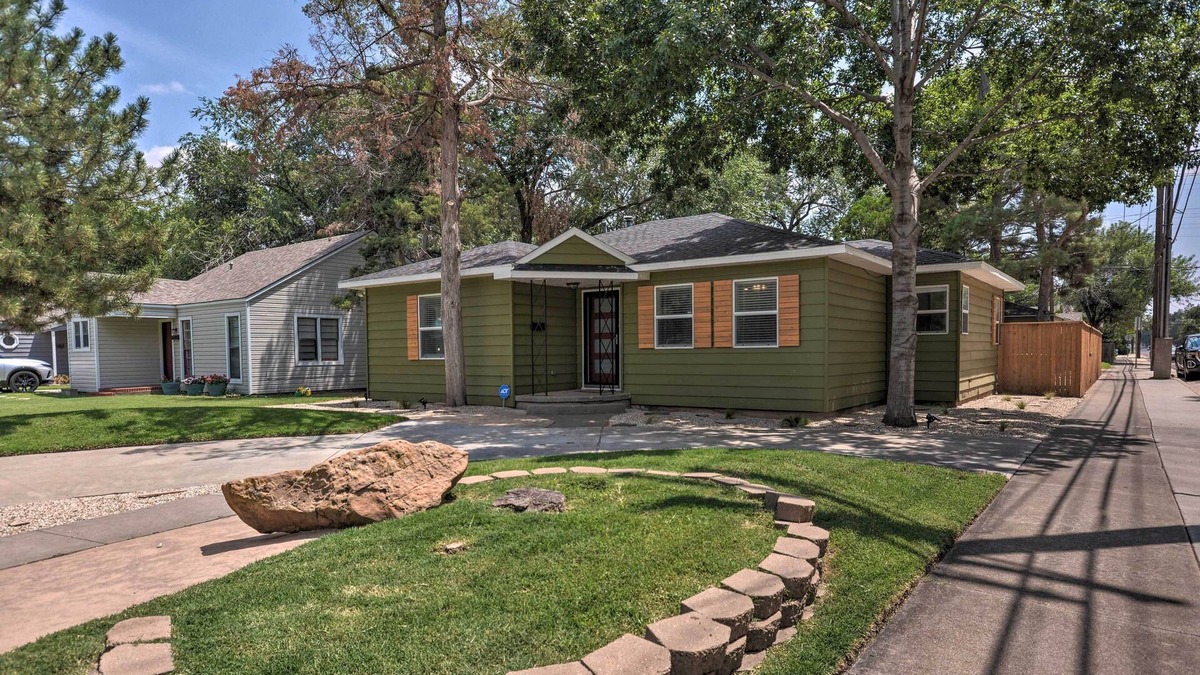 Tech Terrace Cottage | Stylish Home - Walk to Texas Tech University!