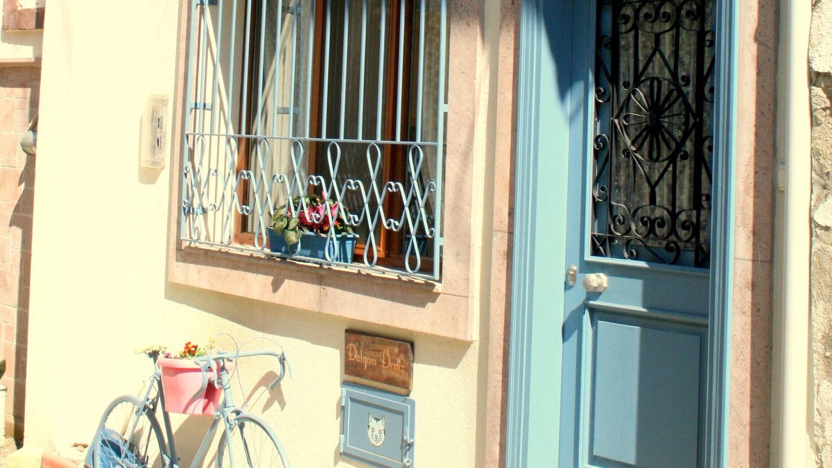 Ayvalik City Center House | Stylish Home With A Fabulous View In The Center Of Ayvalık