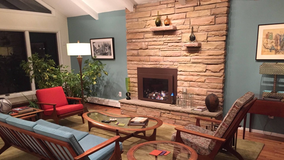 Sparta Township House | Stylish House on a Lake