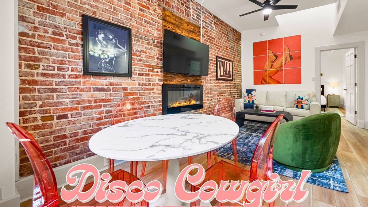 Hot Springs Apartment | Stylish Loft in the Heart of Downtown