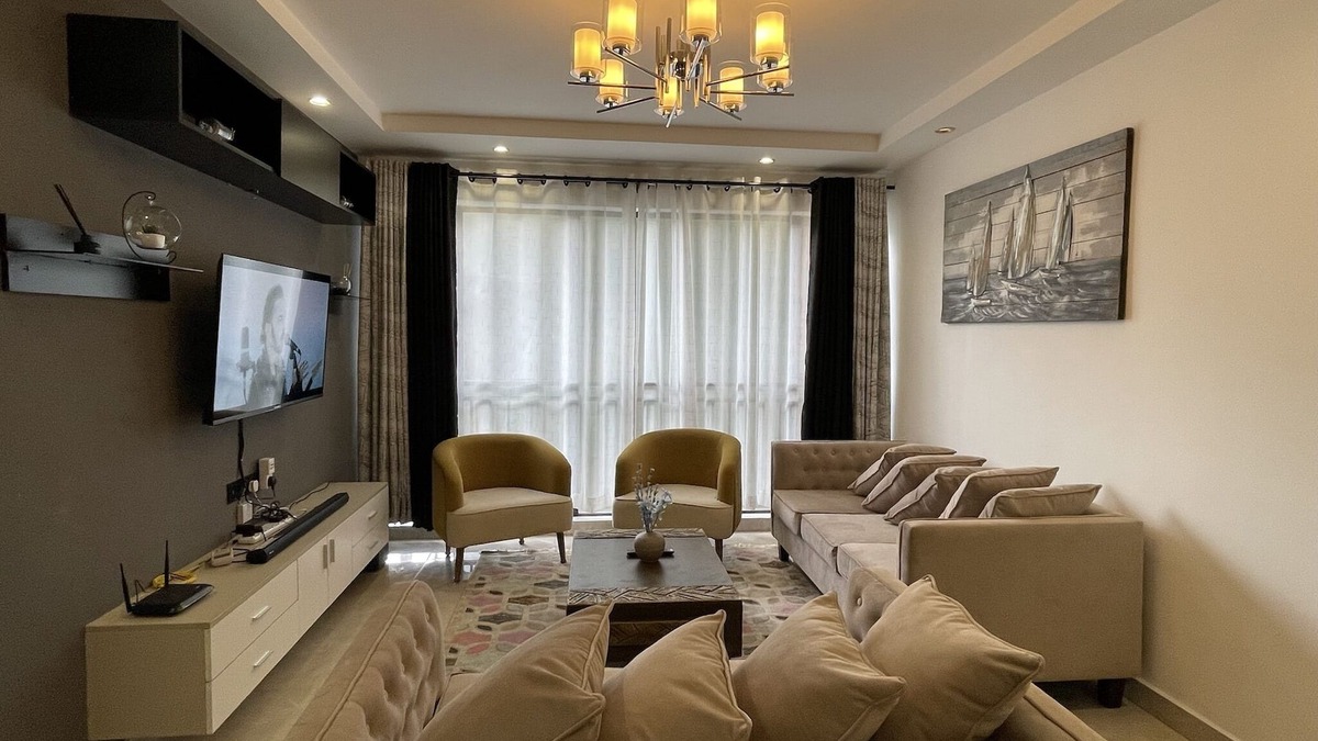 Thompson Estate Apartment | Stylish Luxe Apt Steps from Junction Mall