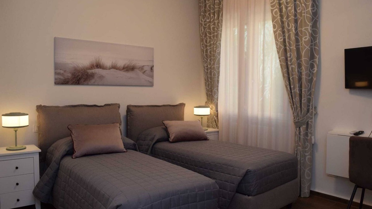 Gavinana Apartment | Stylish Luxury Apartment in Florence - Walk to City Center!"