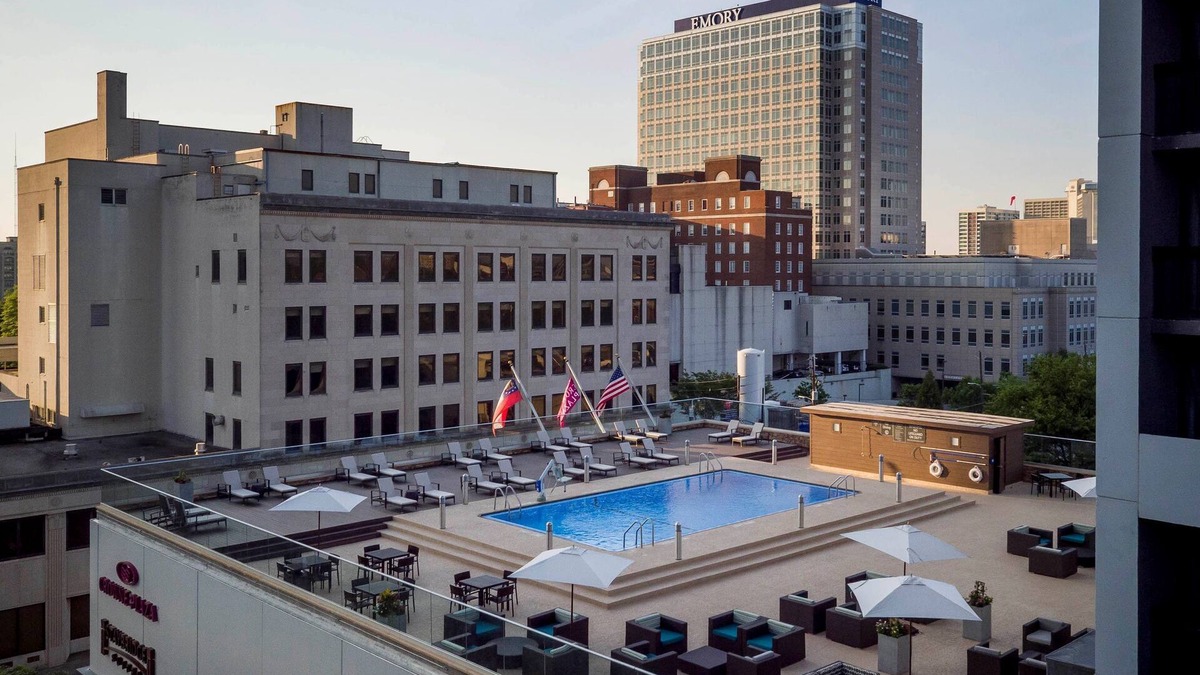 SoNo Apartment | Stylish Midtown Atlanta Studio | Free Breakfast + Seasonal Pool Access