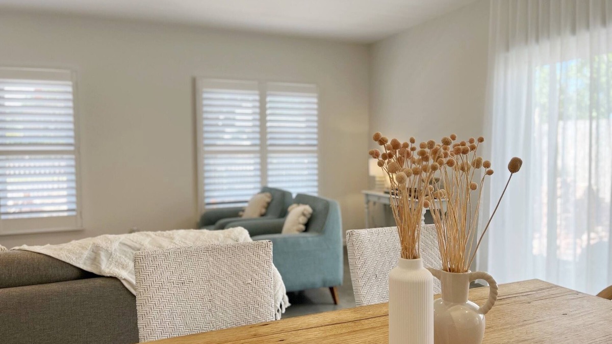 Belmont House | Stylish modern 3-bedroom townhome in enchanting Belmont with AC, WiFi