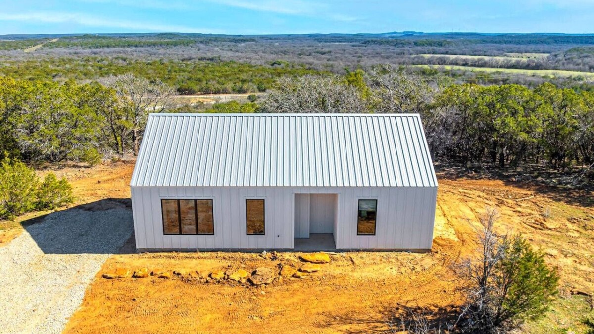 Thurber Cabin | Stylish Modern Cabin with hill country views!