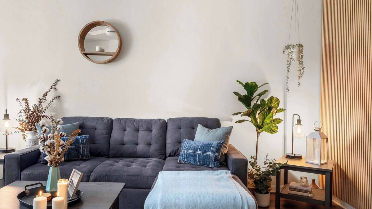 Gainesville Condo | Stylish Modern-Farmhouse Boutique Condo - 2BD 2BA
