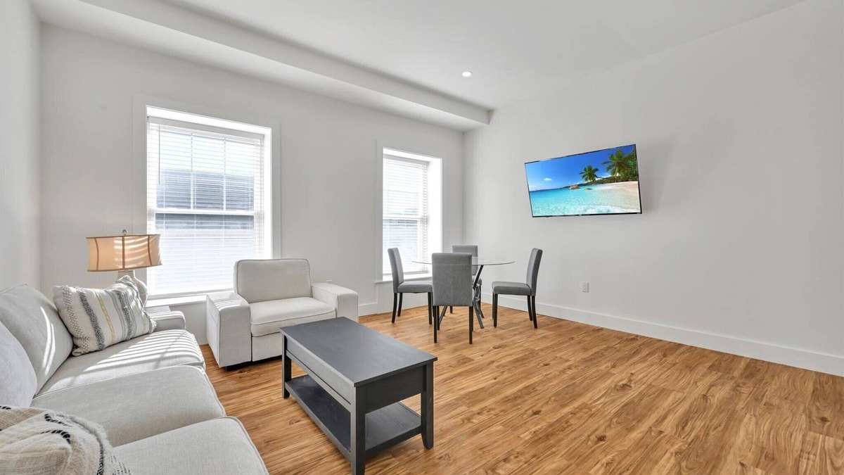 Elizabethtown Apartment | Stylish New Apartment with New Furnishings in Renovated Building!